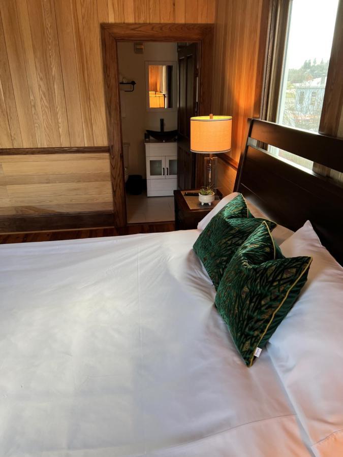 Monterey Inn מראה חיצוני תמונה