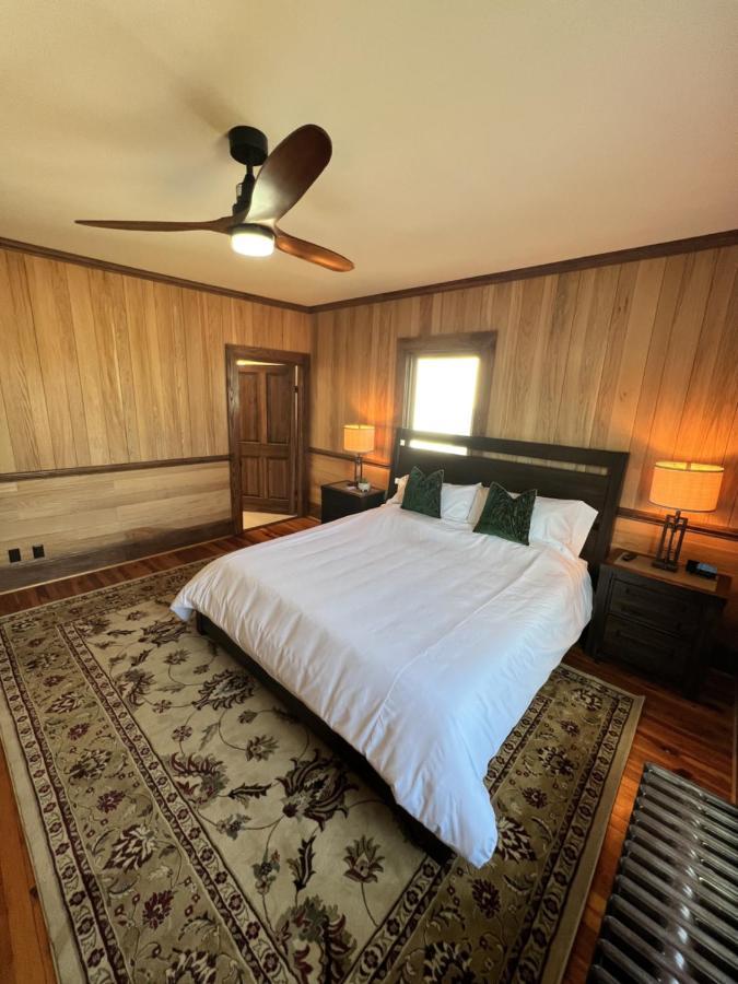 Monterey Inn מראה חיצוני תמונה