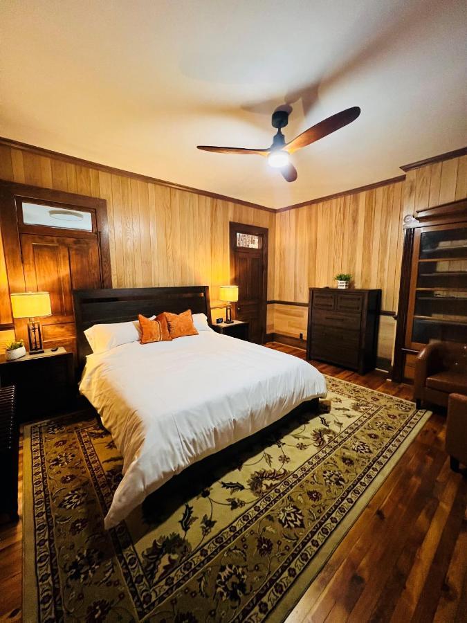 Monterey Inn מראה חיצוני תמונה